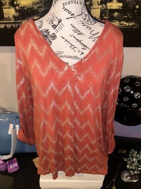Bobeau small Coral Chevron V-Neck Tunic with Metallic Accent